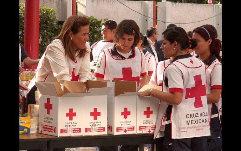 Ayer la primera dama, Margarita Zavala visitó un centro de acopio de la ciudad de México. NTX  /