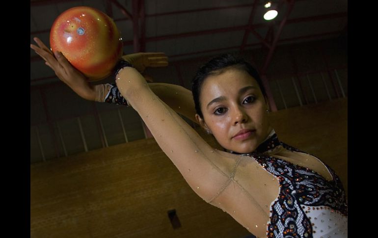 Rut Castillo se consolida como una buiena exponente de la gimnasia mexicana. JAMMEDIA  /