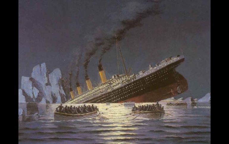 El Titanic se hundió el 12 de abril de 1912 luego de chocar con un iceberg.  ESPECIAL  /