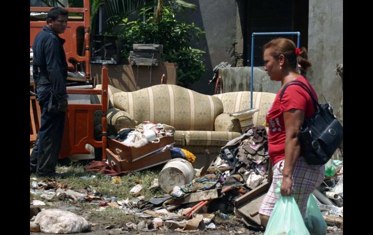 A consecuencia del paso de ‘‘Karl’’, los casos de dengue en la entidad se dispararon. EL UNIVERSAL  /