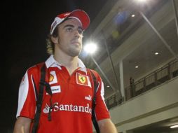 Fernando Alonso llega motivado para triunfar en Singapur. REUTERS  /