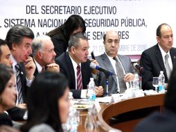 Genaro García Luna (al centro), secretario de Seguridad Pública. EL UNIVERSAL  /