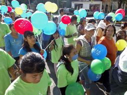 Los participantes se dieron cita en el cruce de las avenidas Juárez y Federalismo. E. BARRERA  /