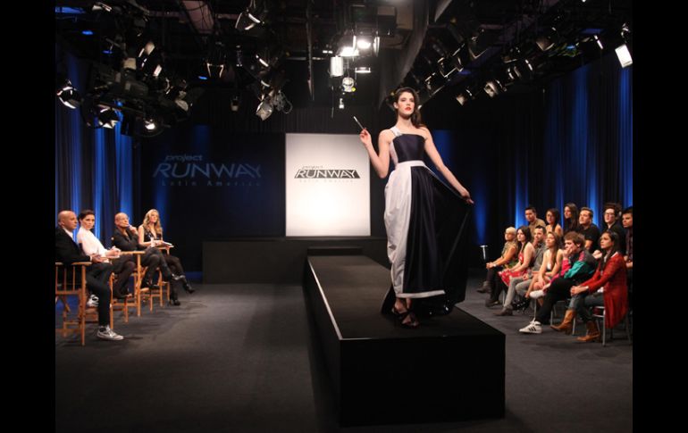 El 'reality''Project runway Latin América, bajo la conducción de la mexicana Rebecca de Alba. NTX  /