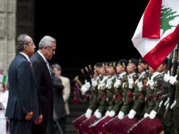 Felipe Calderón y Michel Sleiman acudieron a una ceremonia oficial en el Palacio Nacional. AFP  /