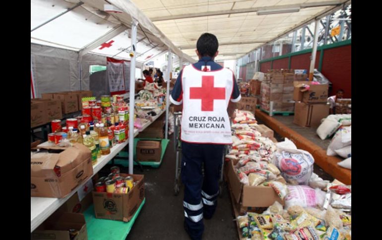 Se han recolectado 100 toneladas de ayuda para los veracruzanos, muy por debajo de que lo se juntó para Haití. A. GARCÍA  /