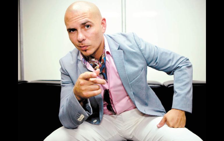 Pitbull aseguró que se encuentra al pendiente de la situación política en Cuba. EL UNIVERSAL  /