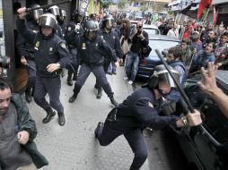 Hubo enfrentamientos entre manifestantes y policías. EFE  /