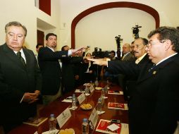 Aspecto de la toma de protesta a los miembros del Comité de Adquisiciones en el Congreso del Estado. E. BARRERA  /