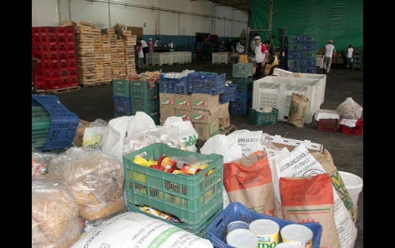 El BDA recibe al mes alrededor de mil 300 o mil 400 toneladas de alimentos que aún son comestibles. ARCHIVO  /