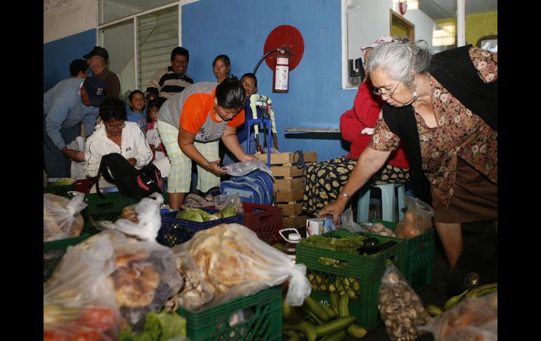 En promedio, el Banco Diocesano otorga 100 kilogramos de alimentos por persona al año. M. FREYRÍA  /