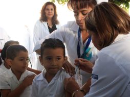 El banderazo de arranque de la Tercera Semana Nacional de Salud tuvo lugar en la Escuela Primaria Urbana 567. A. HINOJOSA  /