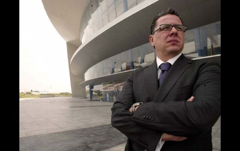 El director del Auditorio Telmex, Fernando Favela, arremetió contra Alonso Ulloa por manejar 'información incompleta'. ARCHIVO  /