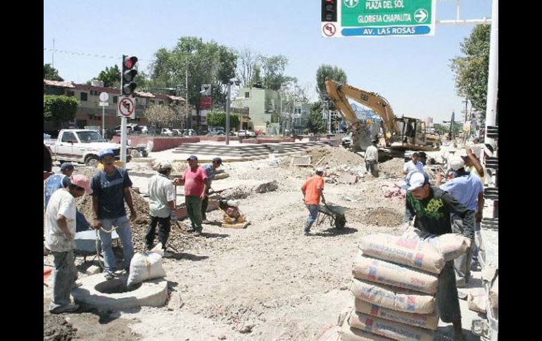 De las 73 empresas que resultaron beneficiadas con alguna obra, 27 se dieron de alta en la gestión de Zamora Jiménez. ARCHIVO  /