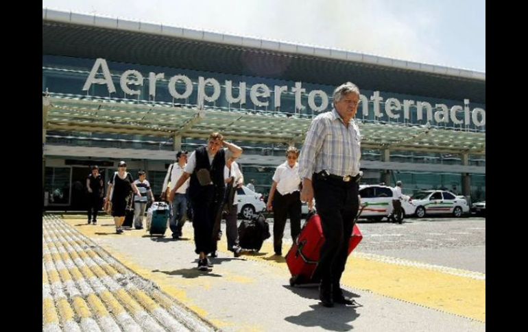 Mexicana dejó de volar el pasado 28 de agosto, lo que comenzó a impactar en los ingresos de las terminales aéreas. ARCHIVO  /