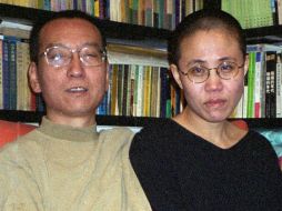 Imagen de archivo del disidente Premio Nobel Liu Xiaobo y su mujer Liu Xia. AFP  /