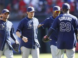 Los jugadores de Tampa Bay viene de atrás y ya están a una victoria de la Serie de Campeonato de la Liga Americana. REUTERS  /