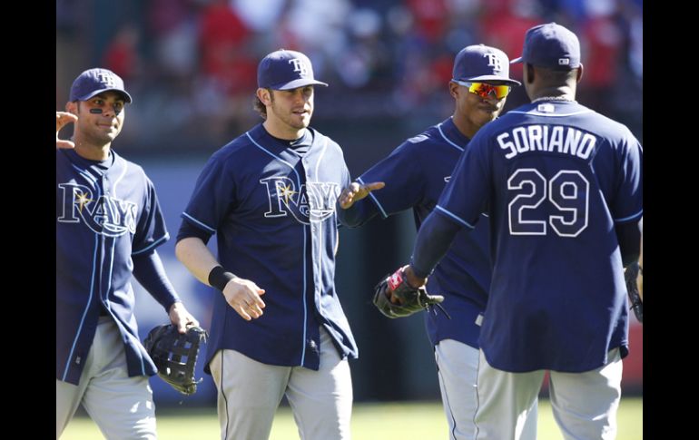 Los jugadores de Tampa Bay viene de atrás y ya están a una victoria de la Serie de Campeonato de la Liga Americana. REUTERS  /