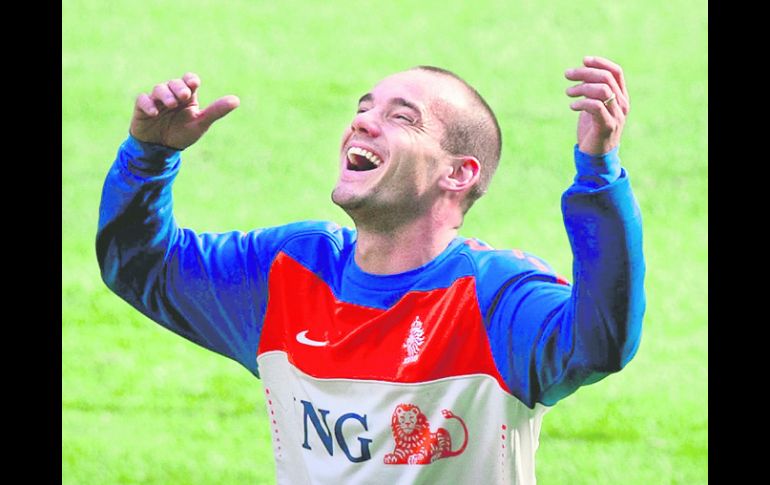 El holandés Sneijder se encuentra concentrado con su Selección. REUTERS  /