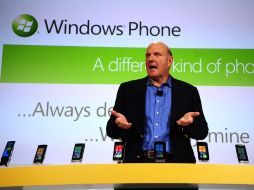 Steve Ballmer encabezó la presentación de los teléfonos. REUTERS  /