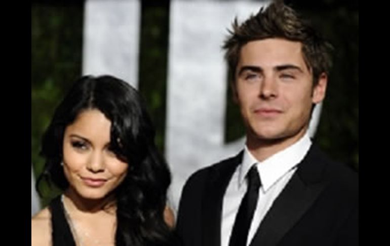 El actor sale con Vanessa Hudgens desde 2005. EL UNIVERSAL  /