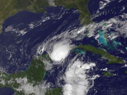 Imagen satelital que muestra la posición de 'Paula' el miércoles 13 de octubre. AFP  /