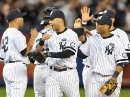 Los jugaodres de los Yanquis de Nueva York en su victoria ante los Mellizos de Minnesota. EFE  /