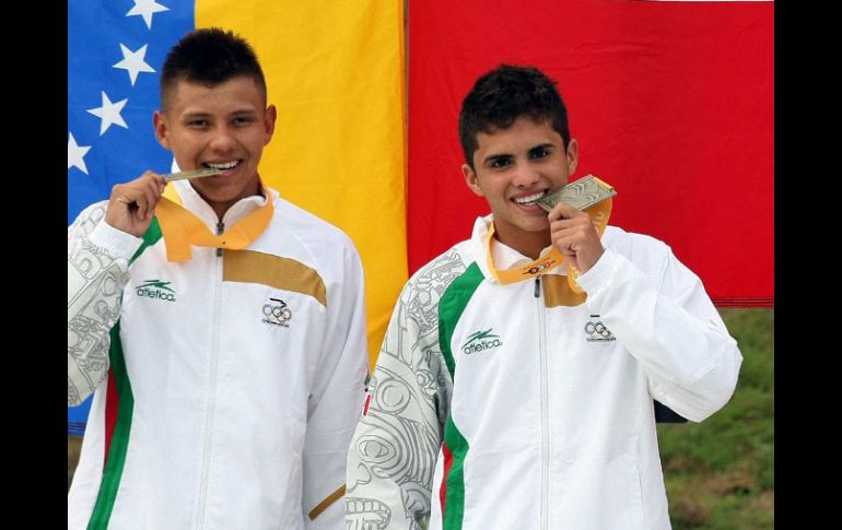 Los clavadistas Germán Sánchez e Iván García son posibilidad de medalla para Jalisco en los Panamericanos 2011. MEXSPORT  /