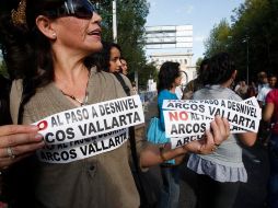 Vecinos de la zona de La Minerva se manifestaron ayer en contra del proyecto presentado por el Ayuntamiento tapatío. S. NÚÑEZ  /