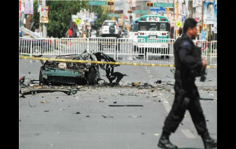 Un policía falleció y tres civiles resultaron heridos por el estallido de una bomba. ARCHIVO  /