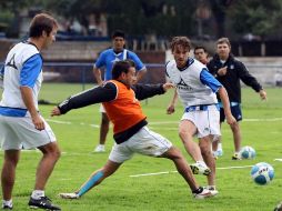 Los jugadores de Gallos Blancos del Querétaro durante una sesión de entrenamientos. MEXSPORT  /