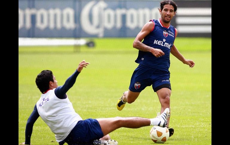 Los jugadores del Atlante preparándose para su siguiente partido en el torneo Apertura 2010. MEXSPORT  /