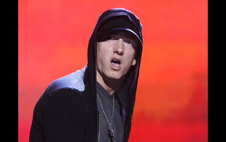 En su más reciente producción Eminem cuenta con la colaboración de Lil Wayne. AP  /