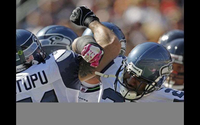 Los Halcones festejan su triunfo ante Chicago.AP  /