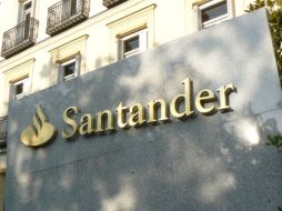 Santander México firmó un acuerdo con el fondo privado español Eolia Renovables. ARCHIVO  /