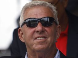 Parcells se encargaba de analizar los vídeos de los juegos y brindar consejos a los jugadores. AP  /