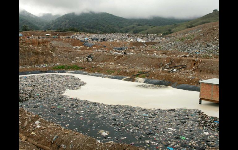 Por la última tormenta que provocó escurrimientos de lixiviados, urge la compra de una planta de tratamiento. E. PACHECO  /