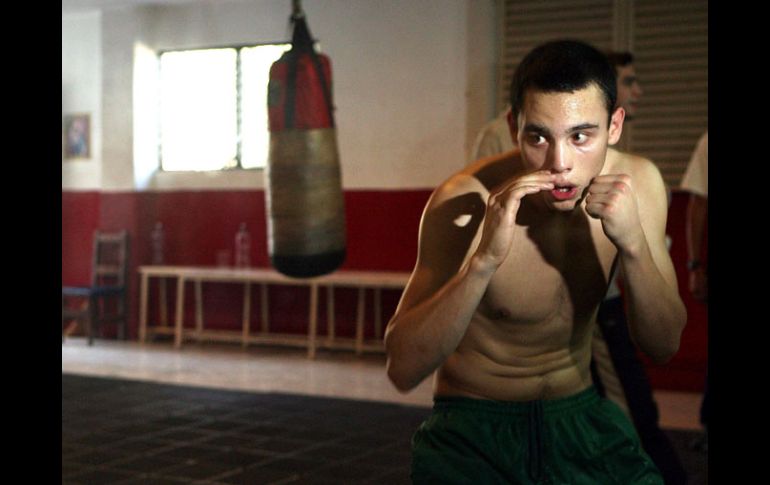 Julio César Chávez Jr. es campeón plata de Peso Medio del Consejo Mundial de Boxeo (CMB). MEXSPORT  /