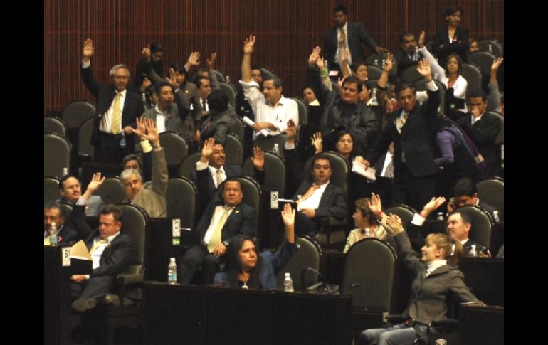 A las 4:25 horas terminó la sesión legislativa donde discutieron el paquete fiscal del próximo año. NTX  /