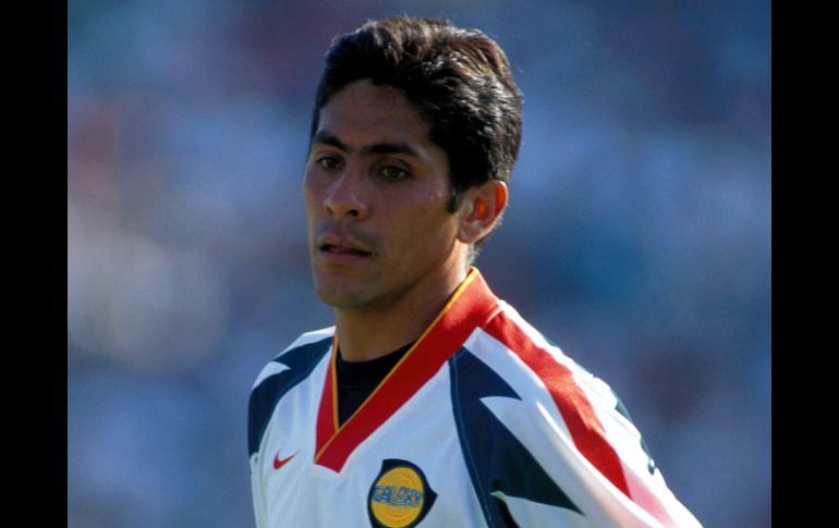 El ex portero mexicano Jorge Campos en el campo de juego como parte del Galaxy de la Liga de futbol MLS. MEXSPORT  /