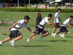 Los jugadores del Atlas entrenan duro para poder triunfar en su encuentro ante el Atlante. A. CAMACHO  /