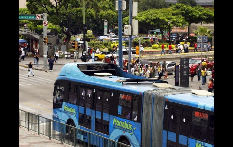 Héctor Vielma dejó abierta la posibilidad de buscar un sistema de transporte como el Tren Ligero para Zapopan.E. BARRERA  /