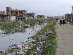 Imagen de un basurero de Tirana, la capital de Albania. EFE  /