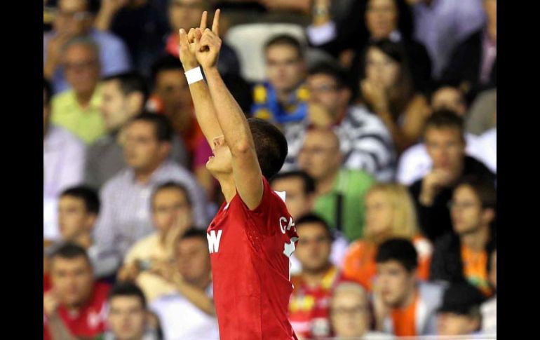 Javier Chicharito Hernández  feliz por estar en el conjuto de su sueño el Manchester United. MEXSPORT  /