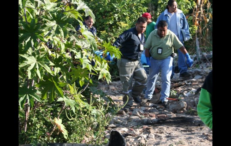 El cadáver fue hallado a una distancia de 150 metros de la zona urbana. O. RUVALCABA  /