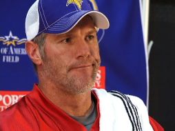 Sigue el caso del el  mariscal de campo de los Vikings de Minnesota, Brett Favre. AP  /