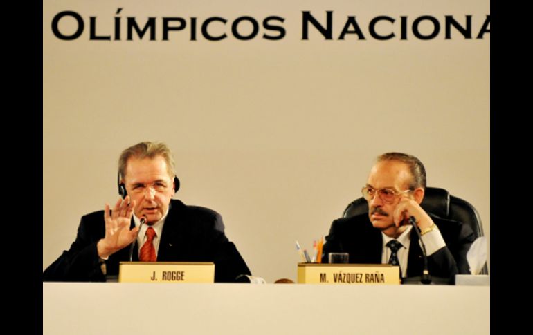 Jacques Rogge y Mario Vázquez Raña en la Convención del Deporte Olímpico. EFE  /