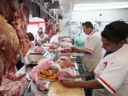 Salud advierte los problemas de intoxicación de productos de los rastros de Zapopan y Atotonilco. E. PACHECO  /