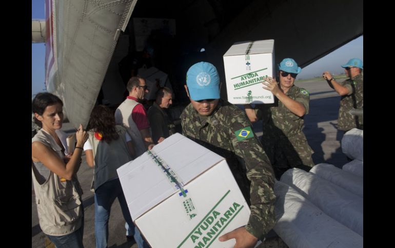 La ayuda humanitaria de ONU comienza a llegar a Haití. AP  /