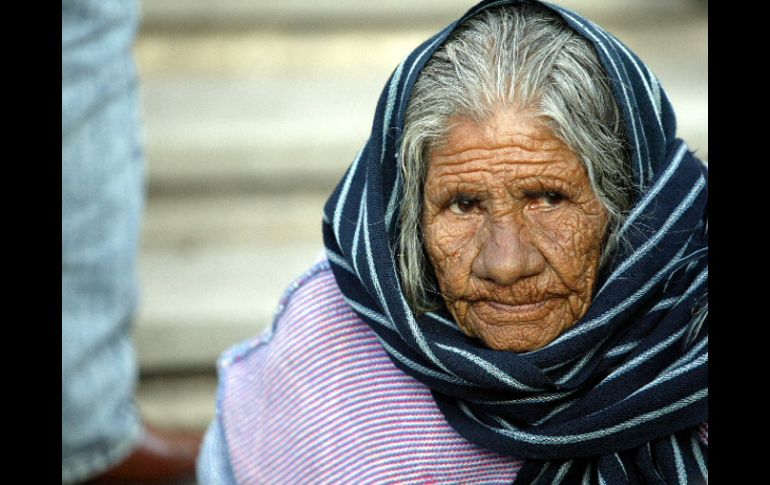 Se reconocerá a las personas que cumplan un siglo de edad en este año. ARCHIVO  /